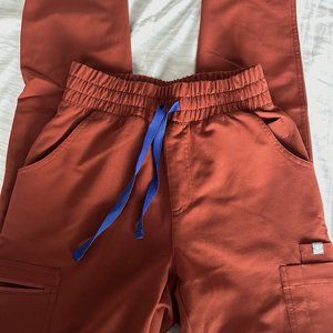 Figs Women's Auburn Yola - High Waisted Scrub Pants